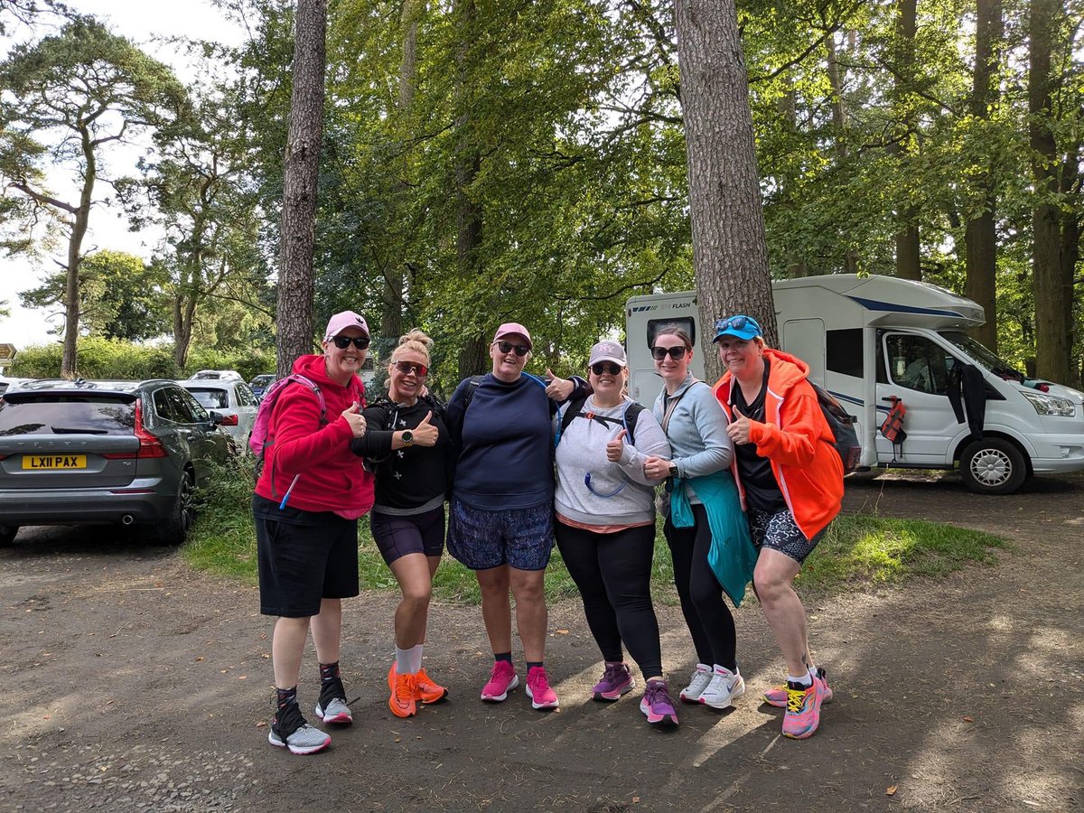 Final practice with this bunch for #MoonWalkScot <a href="/WalktheWalk/">Walk The Walk</a> 🤪 One week until we tackle the full moon 🩷 giving.give-star.com/microsite/walk…