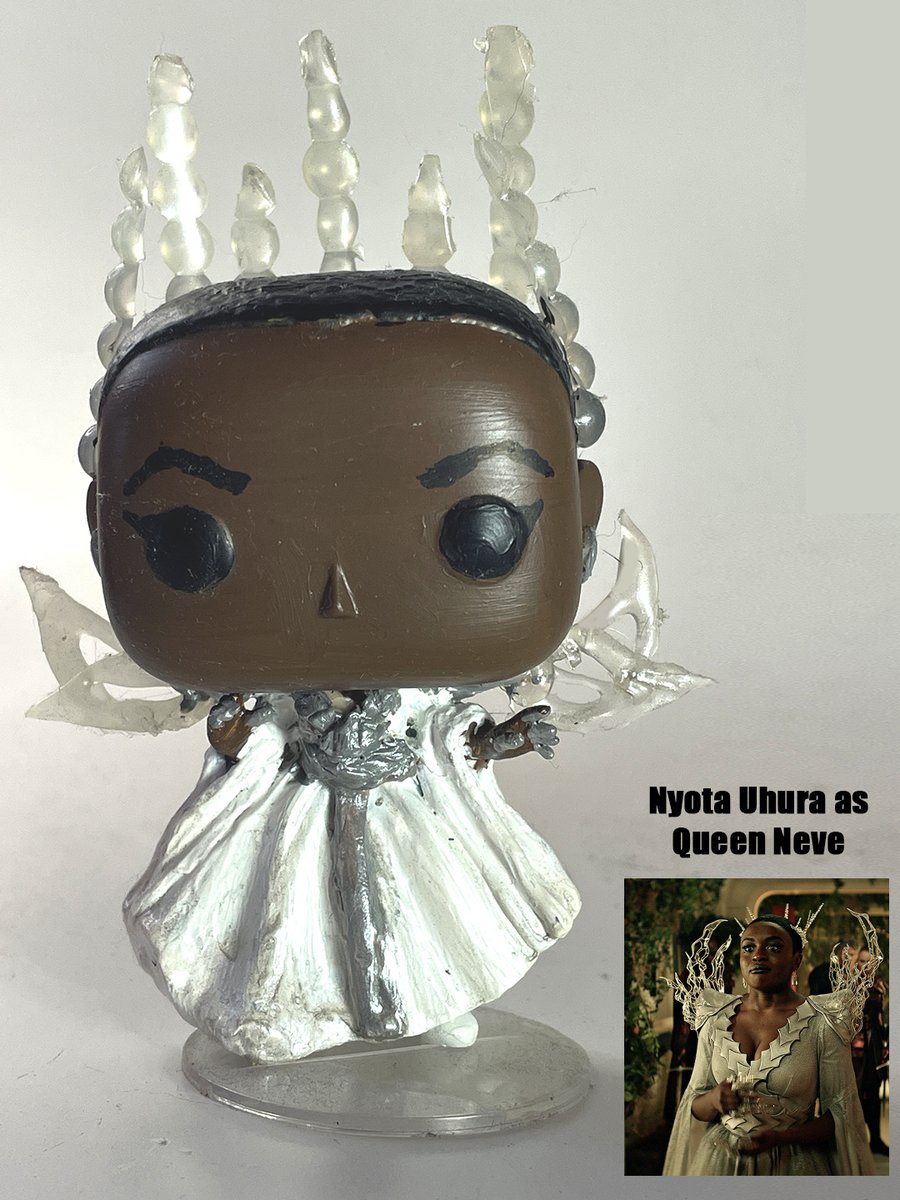 I got really lazy and didn’t do a photo shoot for my Elysian Kingdom set of Star Trek custom Funkos. First up is my favourite costume from that episode, <a href="/celiargooding/">that hot fish from fantasia</a>‘s Nyota Uhura as Queen Neve. One of the more complex sculpts I’ve done (the tiara was not easy)