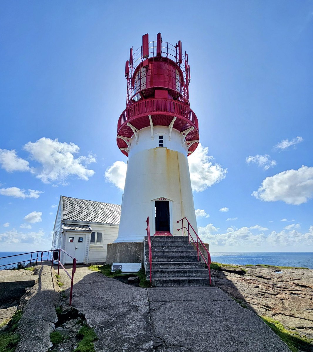 vixster1968's tweet photo. Goodbye Norway, you’ve been amazing! We ended with a trip to Lindesnes Lighthouse, at Norway’s most southerly mainland point ❤️🇳🇴 https://t.co/qZUBSv1OIW
