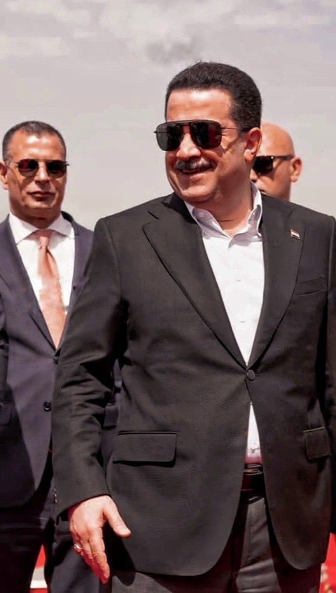 اكثر شريحه مظلومه هي شريحة الخريجين القدامى نحن اصحاب حق لن نتنازل عن حقنا

#الخريجون_مع_من_يكون_معهم 
#جاهزون 
رابطة الخريجين القدامى في العراق
برئاسة الأستاذ نبراس الخزعلي..