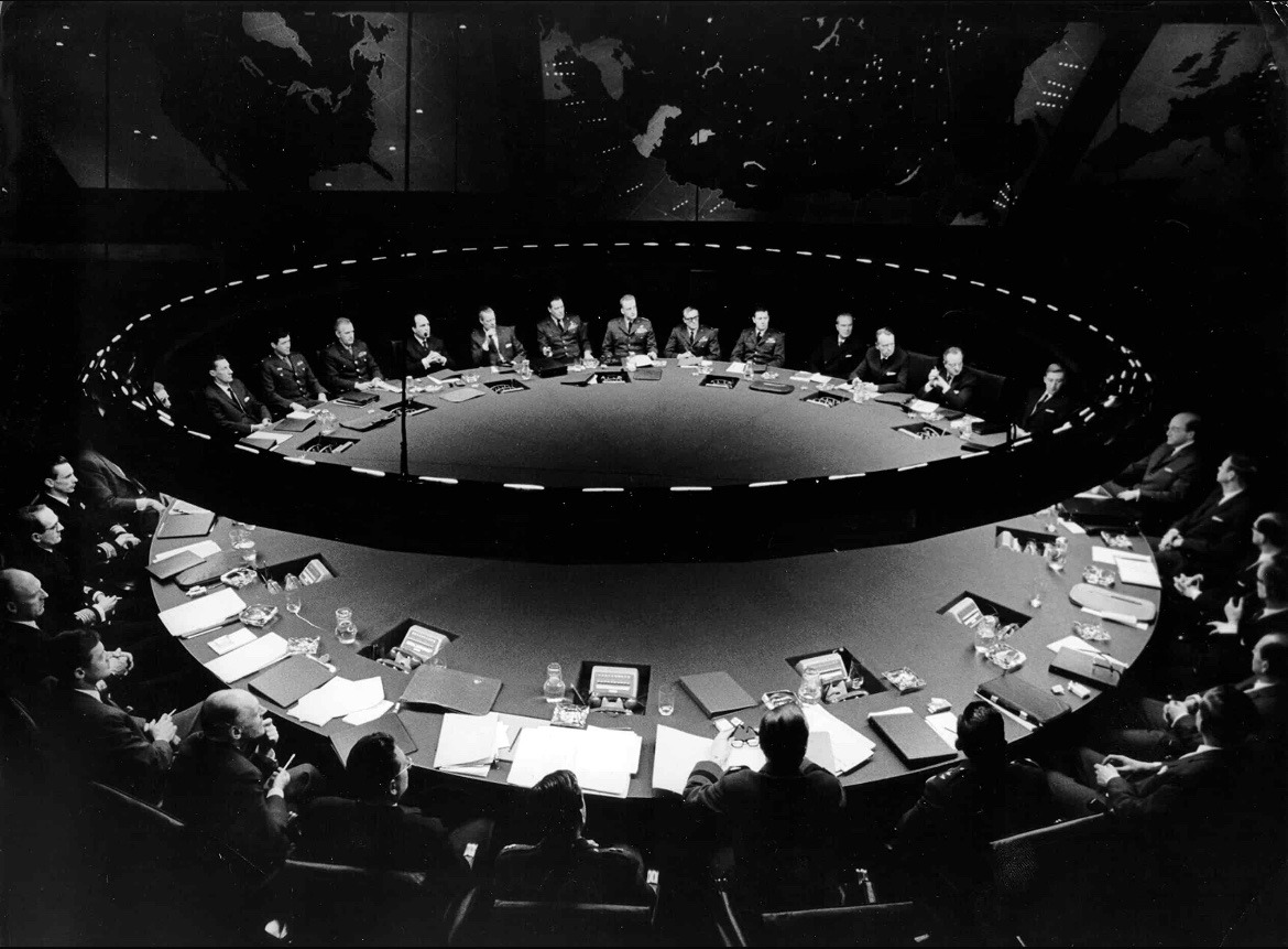 TheCinesthetic's tweet photo. Dr. Strangelove or: How I Learned to Stop Worrying and Love the Bomb (1964) dir. Stanley Kubrick https://t.co/J4vZNCD4oL