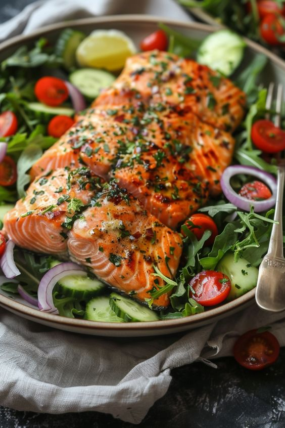 will95186's tweet photo. Delicious Salmon Salad https://t.co/3j2gYIkOMS