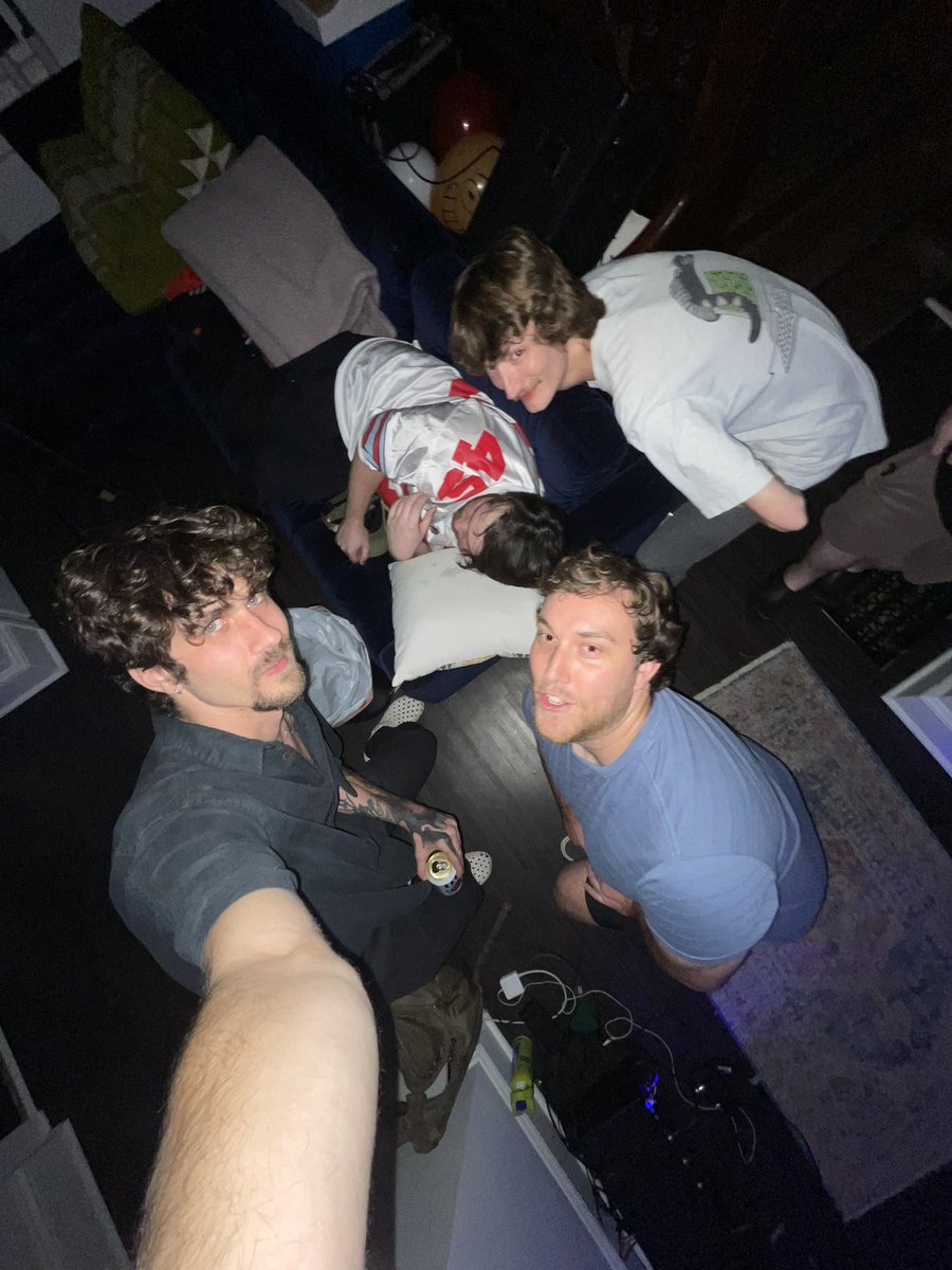 ChungaGavone's tweet photo. DA BOYZ https://t.co/Z3wvCTMfZ3