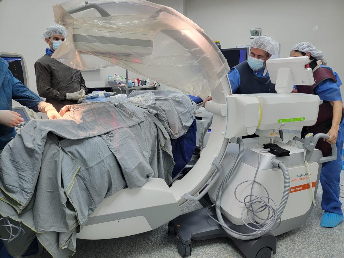 Arco en C última generación. Más y mejor tecnología para nuestros usuarios y profesionales. Hospital Español. ⁦<a href="/SosaAbella/">Marcelo Sosa Abella</a>⁩ ⁦<a href="/RodriguezBlauco/">Blauco Rodríguez Andrada.</a>⁩ ⁦<a href="/SArrotcharen/">Santiago Arrotcharen</a>⁩ ⁦<a href="/drakromero86/">Karina Romero Varela</a>⁩ ⁦<a href="/JoseSatdjian/">Jose Luis Satdjian</a>⁩