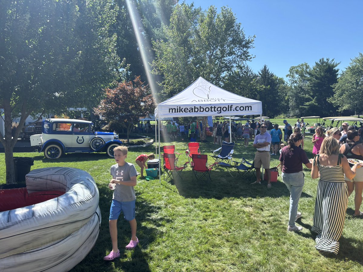 MayorJensen's tweet photo. If you are ever concerned about future generations, take a minute and meet my buddy Sam Abbott. Sam is in 5th grade. For the 5th year in a row, he has hosted a Lemonade Stand to raise money for Fueled for School. To date, he has raised over $20k. Let us all be more like Sam! https://t.co/VPvls5ggj7