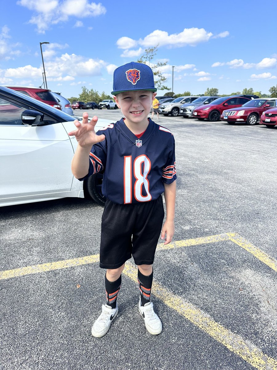 rpTerl's tweet photo. We ready, @CALEBcsw @ChicagoBears. #Bears #Rarr #7days https://t.co/f8JNkLpxhr