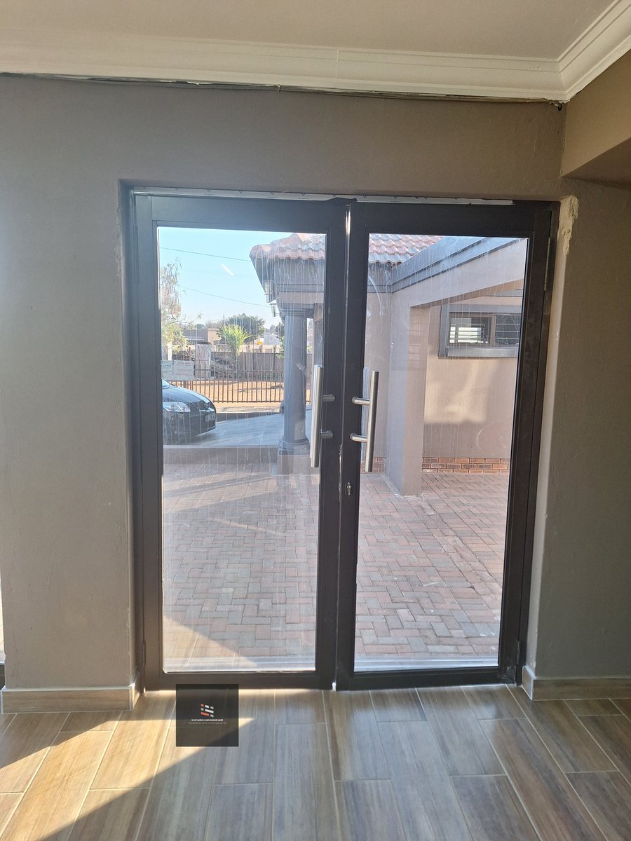 XAluminiums's tweet photo. We  Manufacture and install Aluminium windows, doors, gates etc.

WhatsApp/Call 0712593842 for a quotation.

SA ID | Chidimma | #enca https://t.co/0FA1YUbquC