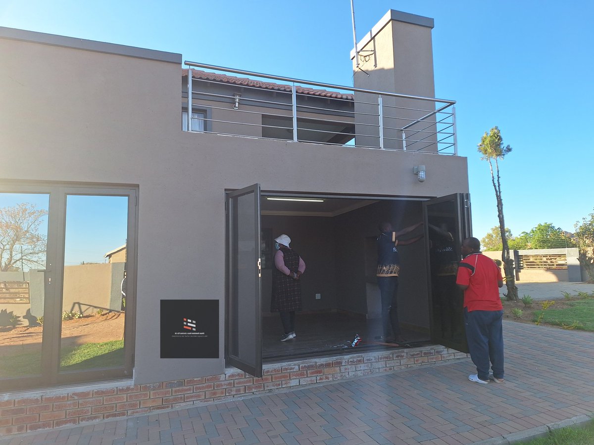 XAluminiums's tweet photo. We  Manufacture and install Aluminium windows, doors, gates etc.

WhatsApp/Call 0712593842 for a quotation.

SA ID | Chidimma | #enca https://t.co/0FA1YUbquC
