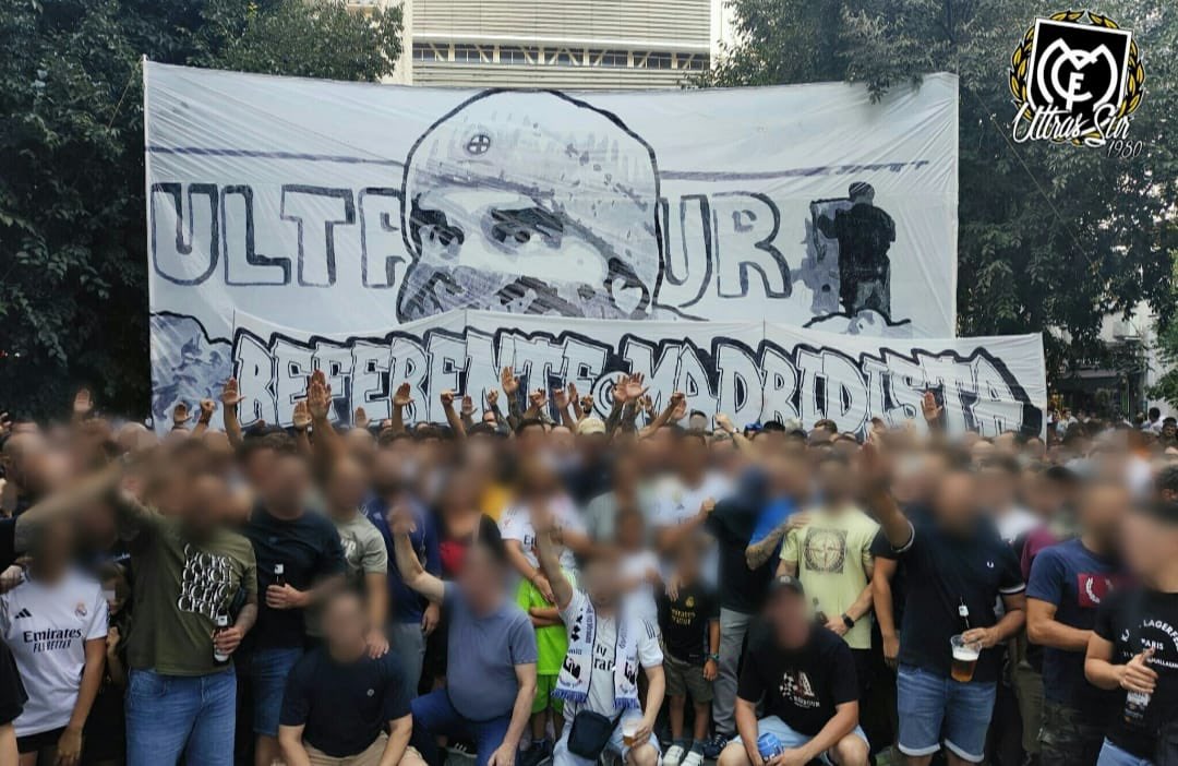 Tu legado es imborrable, ¡jamás te olvidaremos!
#ReferenteMadridista #ChopiEterno #UltrasSur #SiempreFieles
