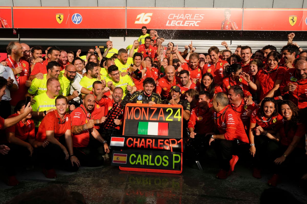 10juanmorales's tweet photo. Ferrari lleva a Leclerc hasta el éxtasis en Monza: La ‘Scuderia’ apuesta por una estrategia arriesgada, a una sola parada, y le roba la cartera a McLaren. Sainz termina cuarto y Alonso, undécimo https://t.co/ygKtuI6wUW https://t.co/5ROOCnlNGS