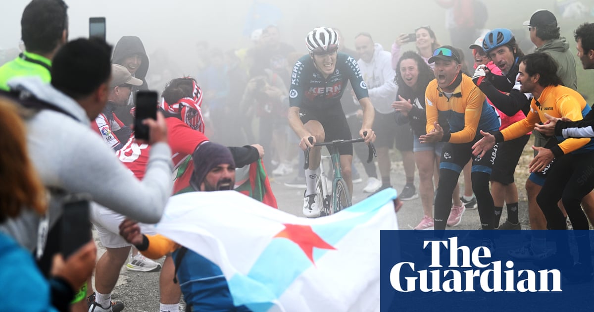 row_best's tweet photo. Pablo Castrillo takes Vuelta stage 15 as Roglic eats into O’Connor’s overall lead https://t.co/GknrMiXUPH https://t.co/wzBFEUFy4u