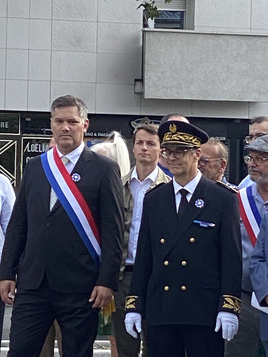 C’était la célébration des 80 ans de la libération de Colombes. Le long d’un parcours commémoratif nous avons pu nous rappeler ou découvrir les grands moments et les grands noms de ceux qui nous permettent aujourd’hui d’être libres … pour ne jamais oublier !!!