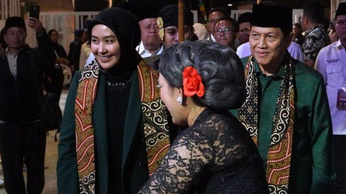 maunglucu's tweet photo. Acep Adang Ruhiat dan Gitalis Dwi Natarina Daftar Pilgub Jabar 2024 https://t.co/GFEXoxwPsa https://t.co/bpbUPx2qbV