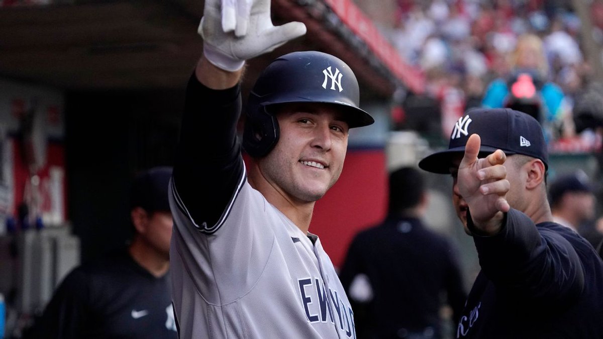sprtsunfiltered's tweet photo. Yankees 1B Rizzo activated after 11 weeks on IL https://t.co/xtq7Oq1M8d https://t.co/K5va7cToU4