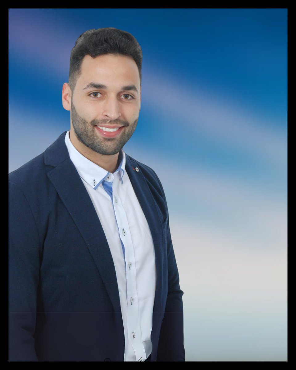 SomosMelilla's tweet image. 🌟 Héroes entre nosotros🌟

Queremos expresar nuestro más profundo reconocimiento a nuestro compañero Ahmed Ali "Hamete" por su acto de valentía y altruismo al salvar la vida de dos mujeres que se encontraban en peligro de ahogarse en la playa.

¡Gracias!

💛 Somos Melilla 💚