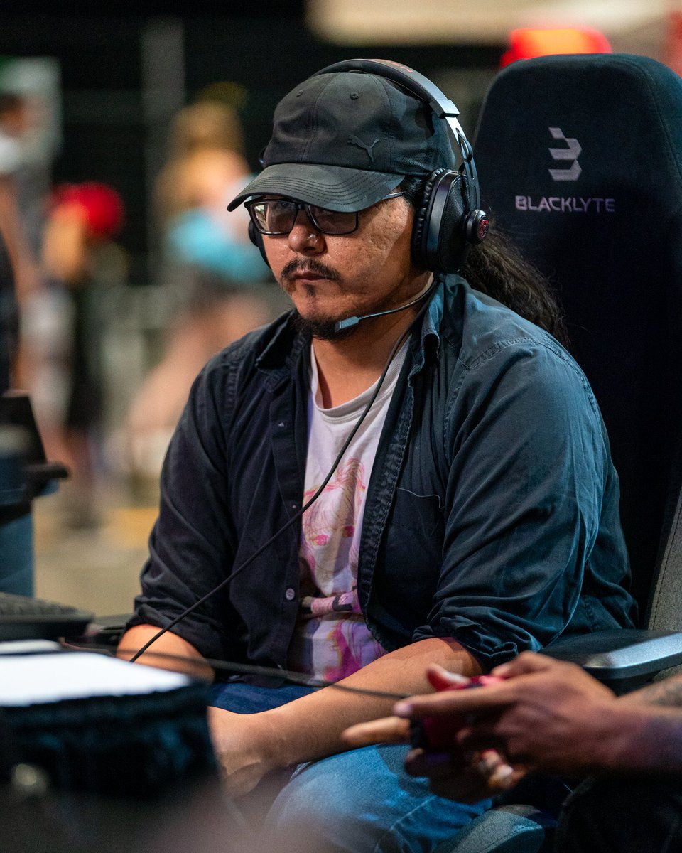 Mahihkan Sky - COMM OPEN! tweet media