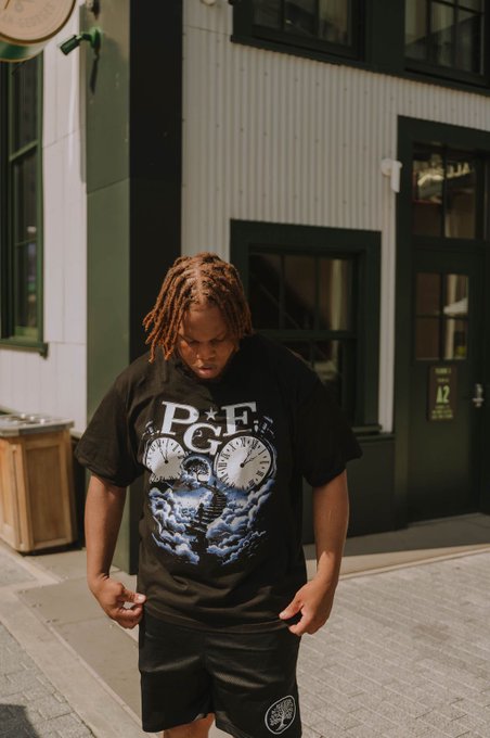 P.G.E OOTD🌟 https://t.co/GOuqeA0CtC<a href="/tag/linkinbio"class="tags"><span>#linkinbio</span></a>