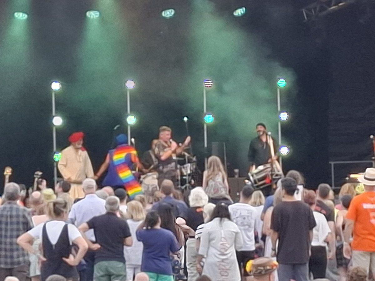 <a href="/WBunkfest/">Wallingford BunkFest</a> how good were @RSVPBhangra (and Guy at announcing them)