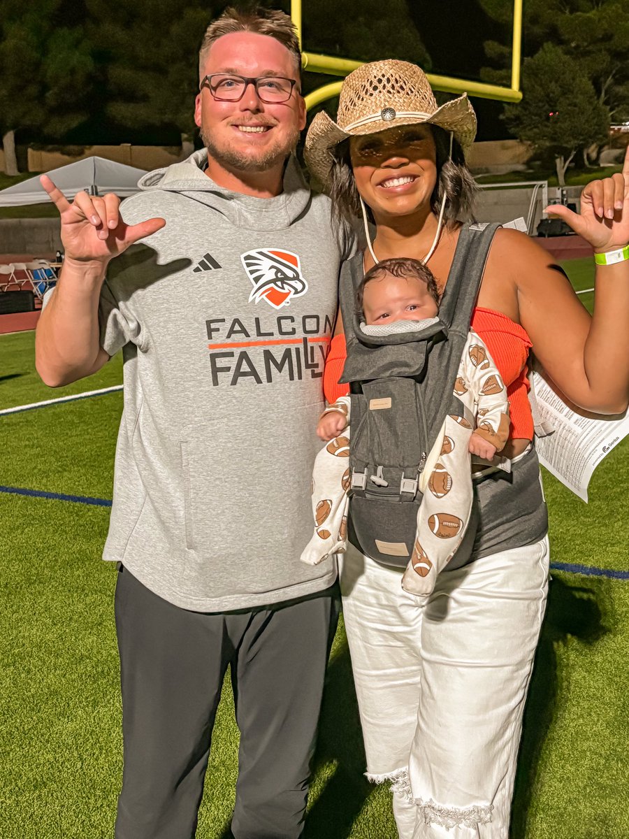 michelle_shaw0's tweet photo. A win for the orange in the Permian Basin🧡 https://t.co/1mIgeqU9BO