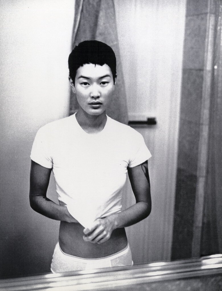 duduyeule's tweet photo. old asian lesbians save meeeee https://t.co/1wvNcR0329