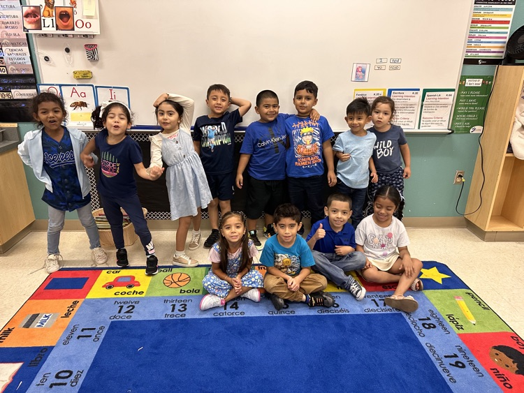 swisd_mce's tweet photo. BLUE DAY! 💙💙💙🐊✨ #MCEGoing4gold https://t.co/7TXynL4suK