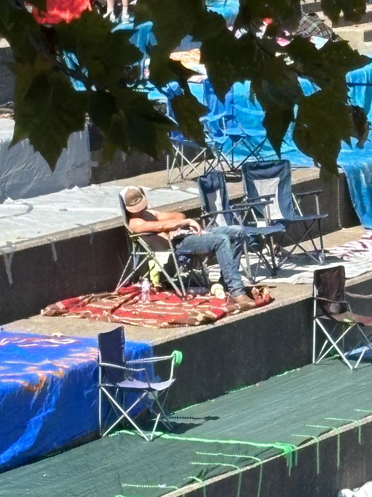 1027 WEBN Cincinnati tweet media