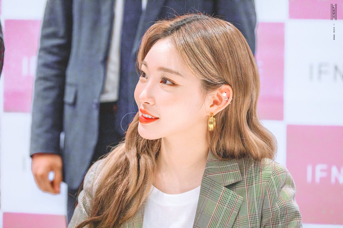 EverydayChungha's tweet image. #청하 #chungha #청하_Algorithm