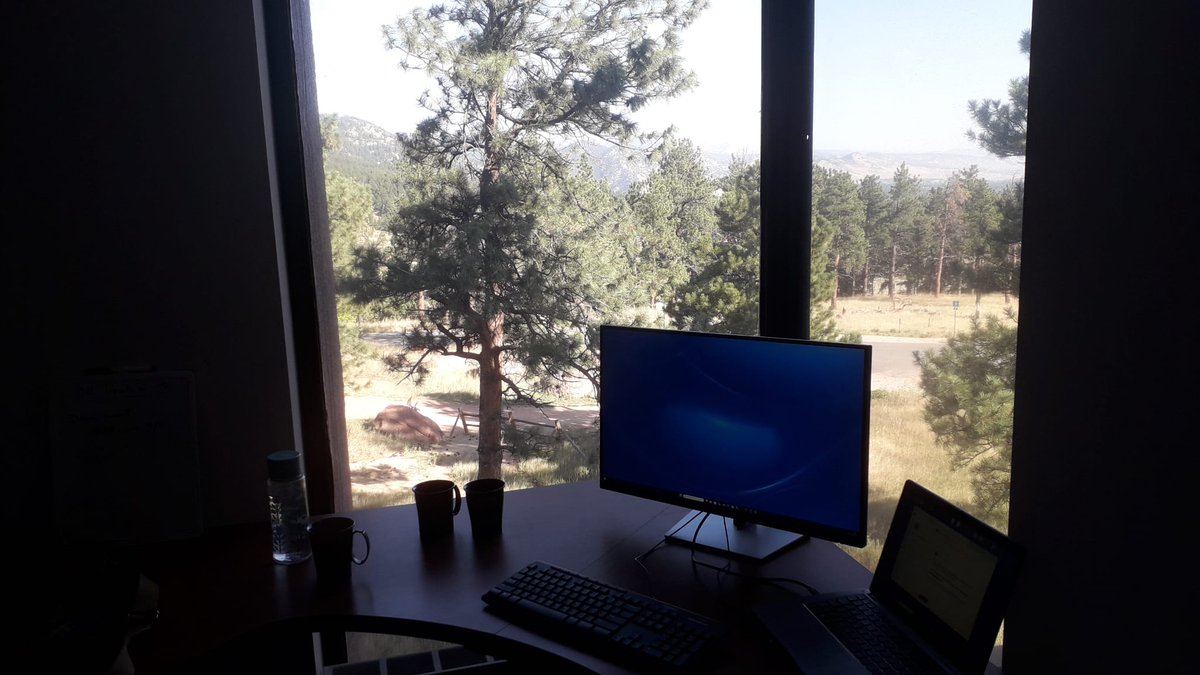 ClimateSamwell's tweet image. Currently working at @NCAR_Science ...not a bad view from my office window...and not bad hikes too!