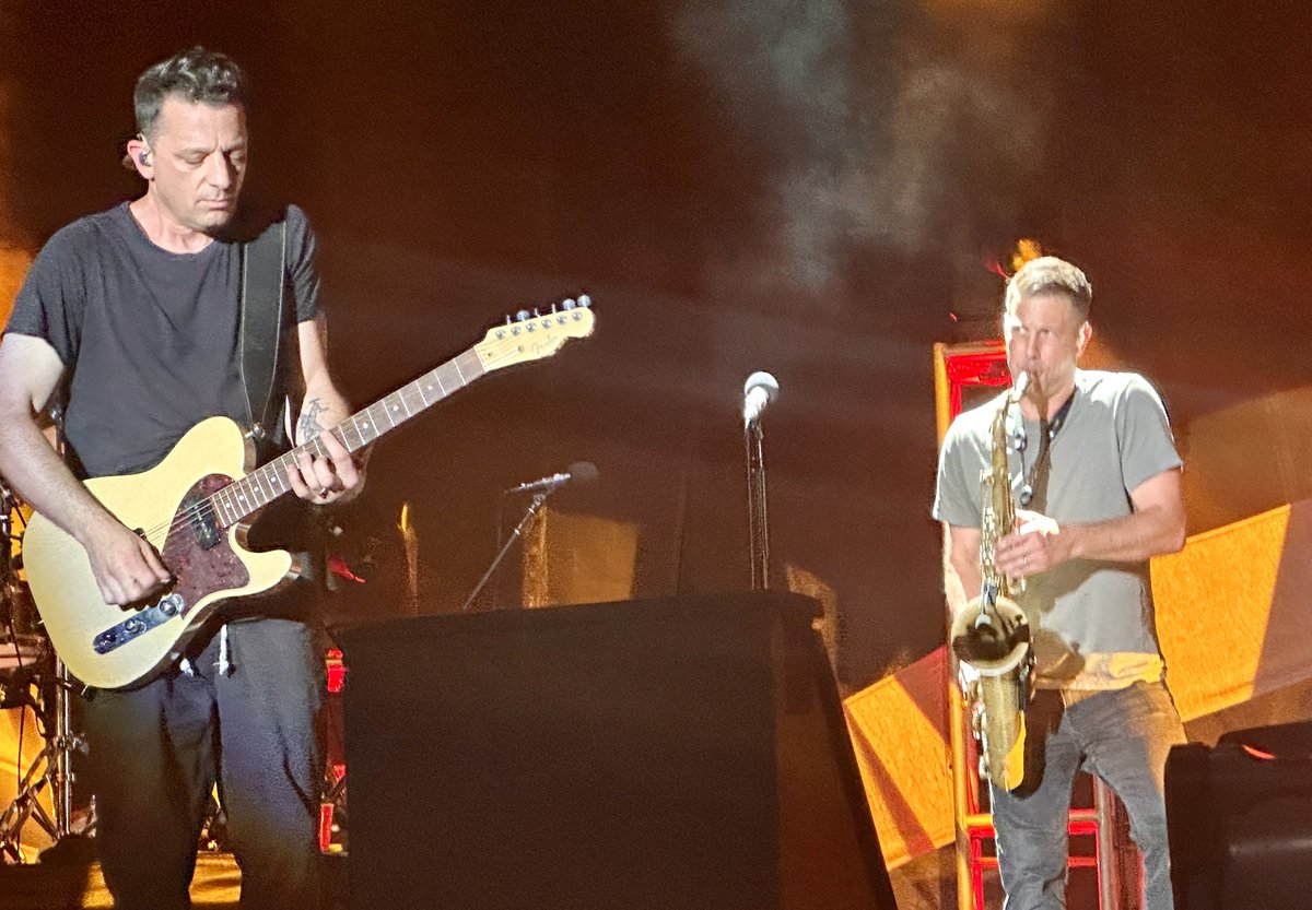 akawaalien's tweet image. catching up with where we are on tour before tour ends 😂 7/16/2024 (1/5) Raleigh. 1st show of tour. 10th anniversary of my 1st-ever show. #livemusic #concerts2024 #ofarevolution @marcroberge @mikelparis @richard_on @ofarevolution @jerrydepizzo @chrisculos @benjgershman