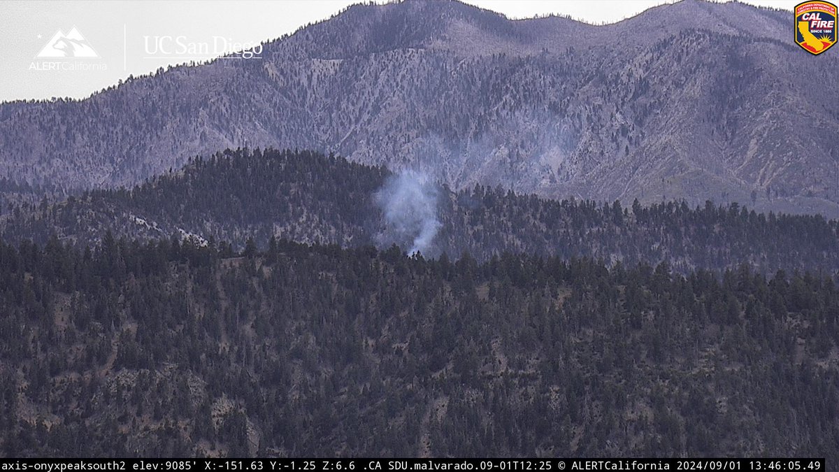 bensweather's tweet image. Crews are having a tough time gaining access to the #SnowFire 
Roads are washed out &amp;amp; blocked, will need to hike in. Helicopter 534 will do water drops while ground crews work on access. Still a slow rate of spread, 20x40 spot. Rainfall is possible in the area over the next hour.