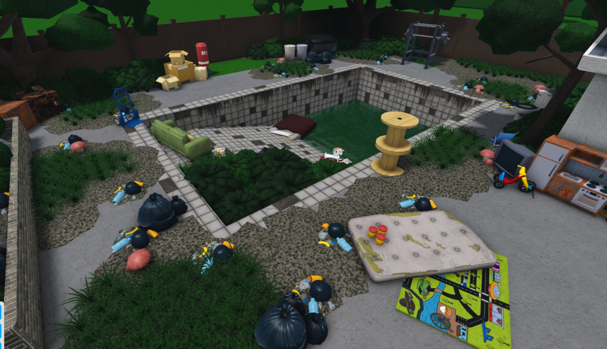 FlamingArson's tweet photo. we might be back
#bloxburg #bloxburgbuilds https://t.co/KjZJh3xHVS