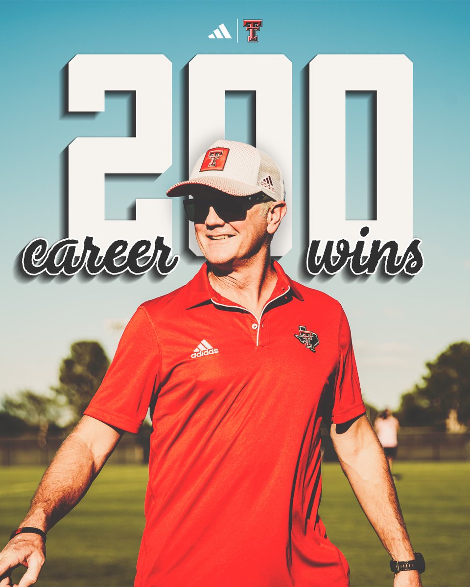 Blessed with the best ‼️

With today's win, Coach Stone has now won 2⃣0⃣0⃣ career matches as our head coach! 

#WreckEm | <a href="/TomStone9/">Tom Stone</a>