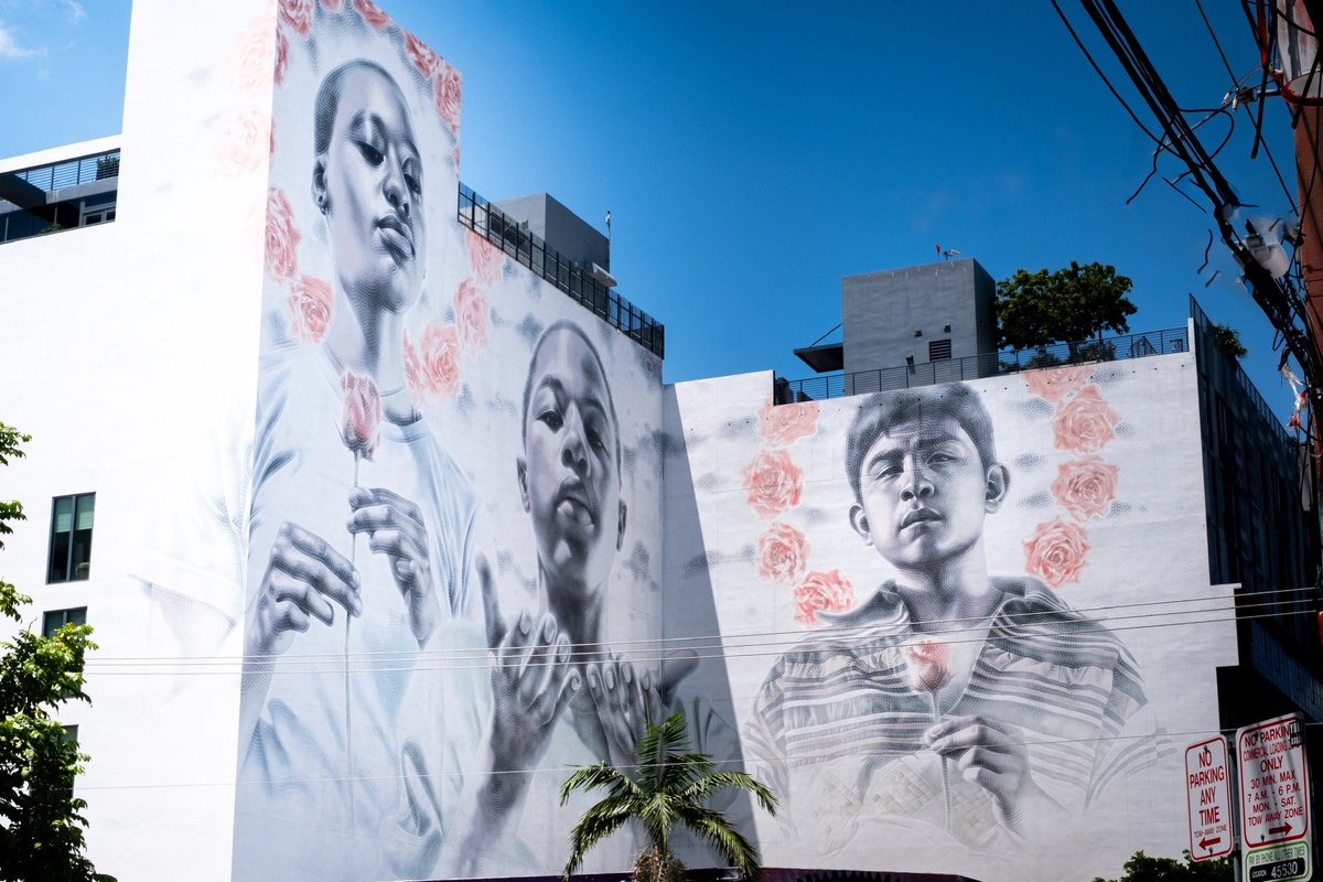 #streetphotography #walls #photography #miami #windwood