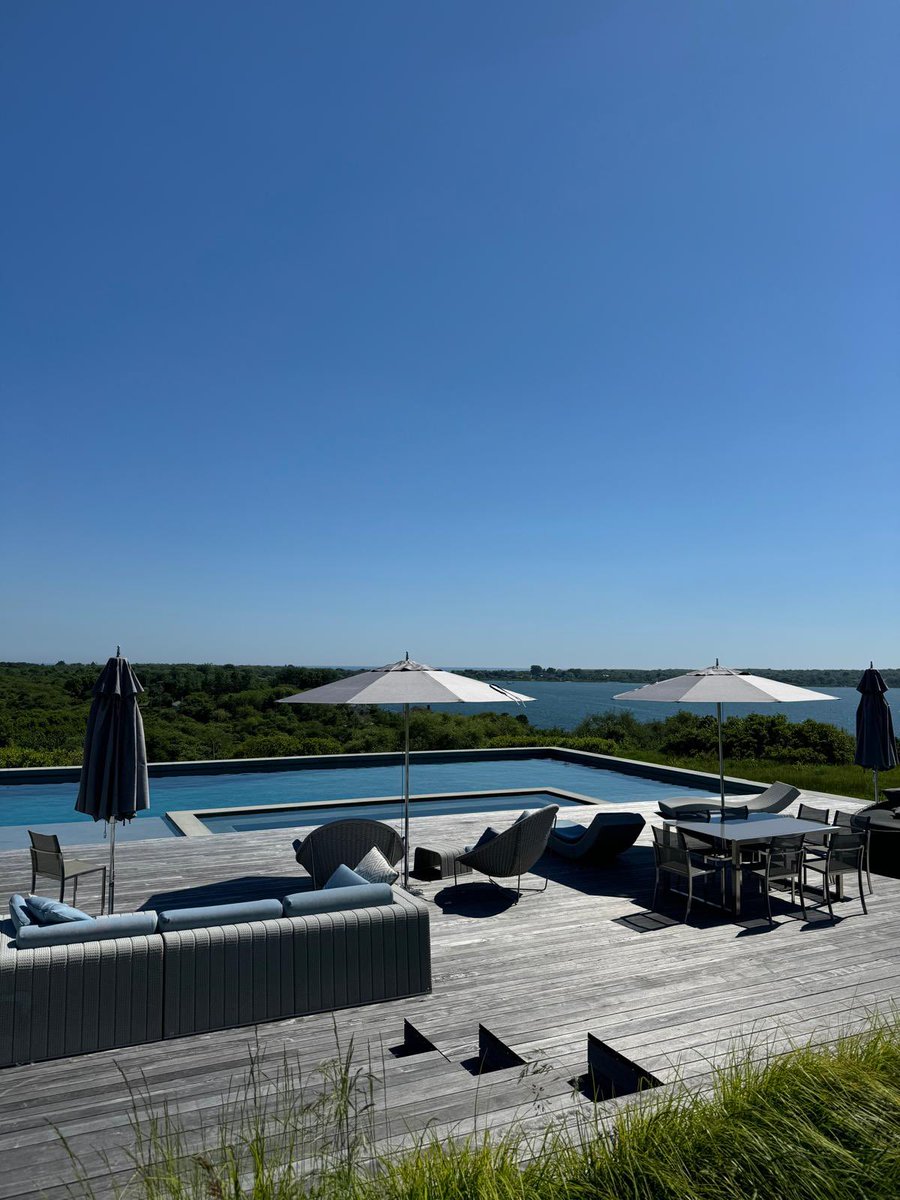 Damien Weiss tweet media