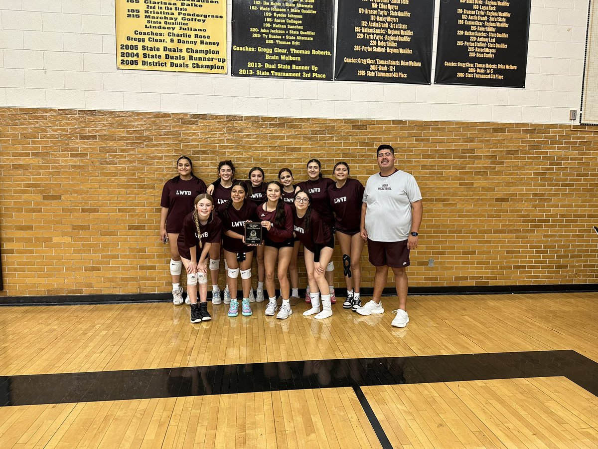 Lady Whiteface Volleyball tweet media
