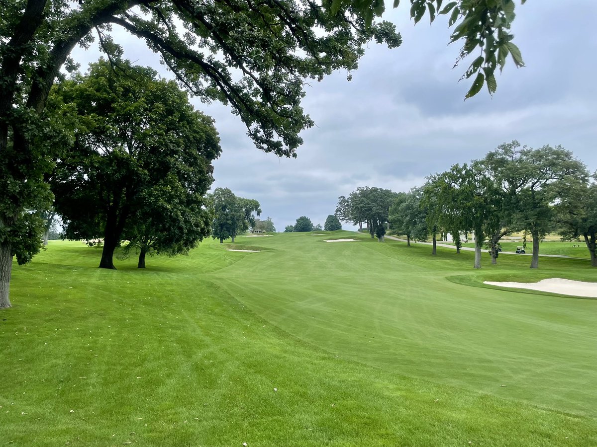 The Principal’s Nose (@principals_nose) on Twitter photo Some generous folks arranged for me to join them at Minikahda last week. While I had heard it was excellent, I admittedly knew little about the course. W. Watson designed the original course which D. Ross later revised. The land is ideal for golf, and the course is truly special. Some generous folks arranged for me to join them at Minikahda last week. While I had heard it was excellent, I admittedly knew little about the course. W. Watson designed the original course which D. Ross later revised. The land is ideal for golf, and the course is truly special.