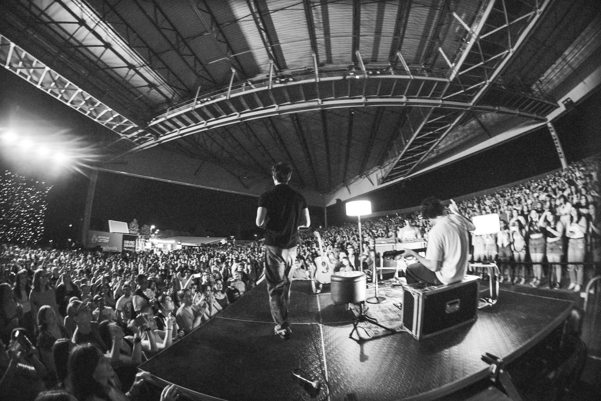 wallowsmusic's tweet photo. MODEL TOUR. STERLING HEIGHTS. MICHIGAN LOTTERY AMPHITHEATRE. AUGUST 31ST, 2024. https://t.co/ZigyBovL6N