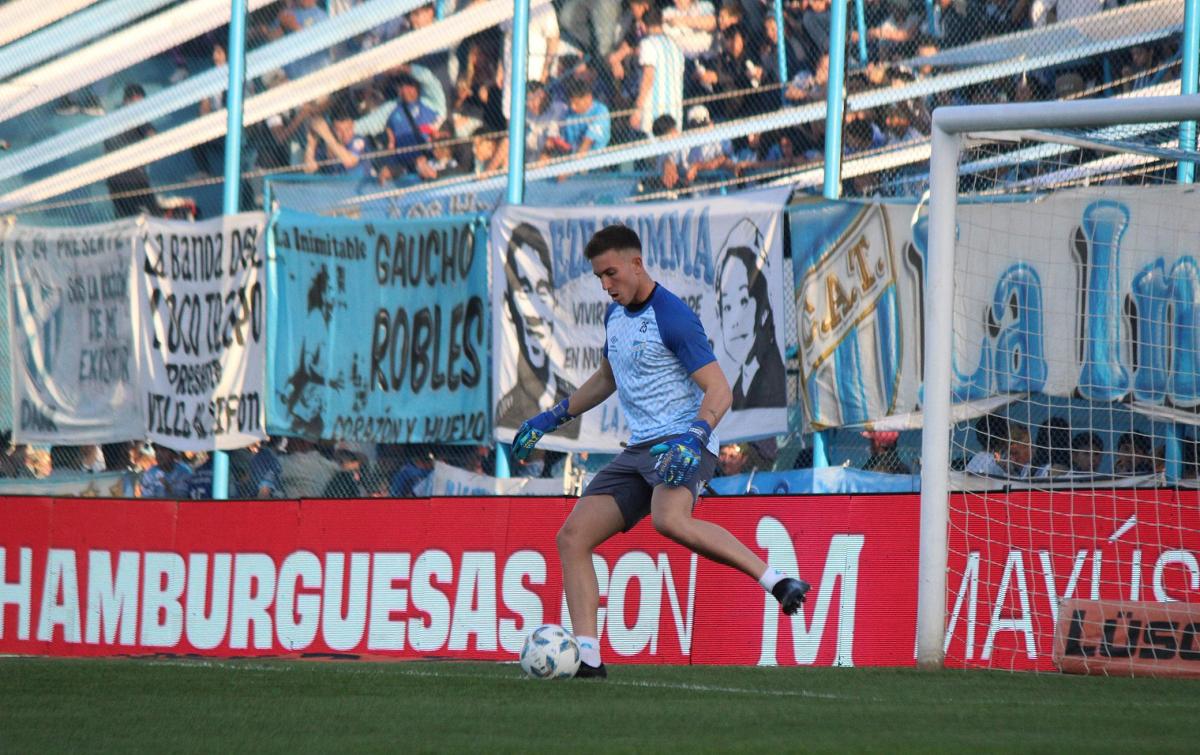 EN VIVO: Atlético Tucumán enfrenta a Racing, en un partido clave dlvr.it/TCgbSH
