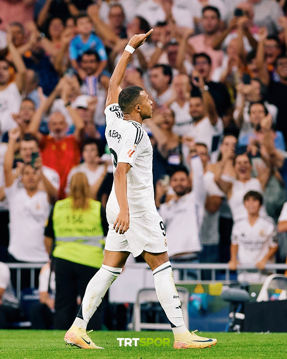 trtspor's tweet photo. Kylian Mbappe 📸 https://t.co/HHRuEhAIZx