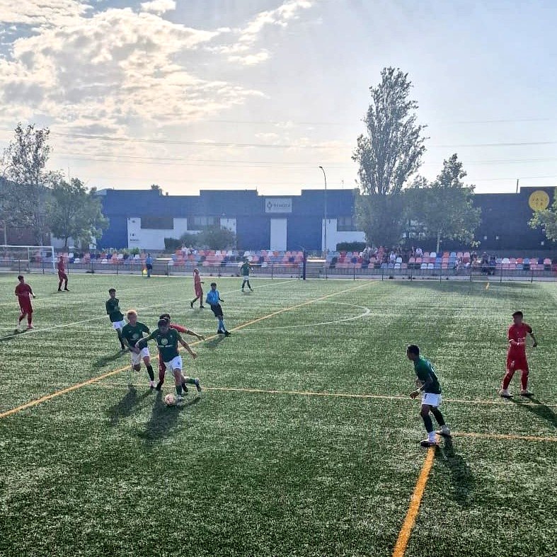 CDMontcada's tweet photo. CONTINUEM A LA COPA CATALUNYA! 

El nostre Amateur B ha guanyat per 2-1 el @SGPENITENTES i passa a la següent ronda de la Copa Catalunya @FCF_CAT .

⚽ Els dos gols d'Erik Camacho (56' i 73') han remuntat el gol inicial dels visitants (17'). 

#endavantMontcada #copaCAT #3CAT7 https://t.co/t12lyzWwwR