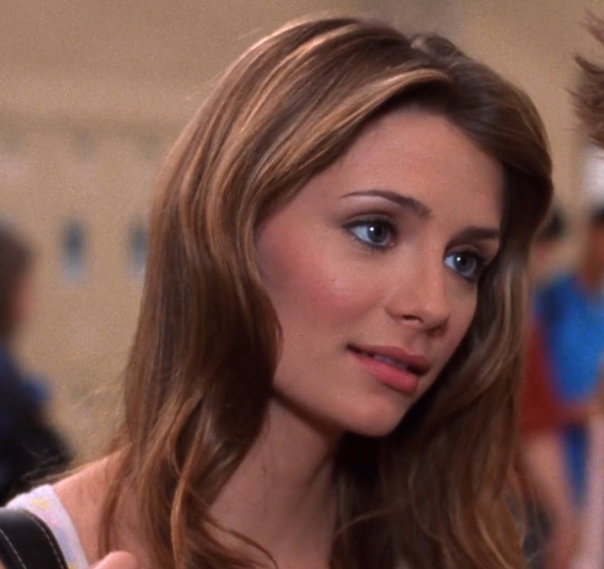 💭 (@marissathnker) on Twitter photo 