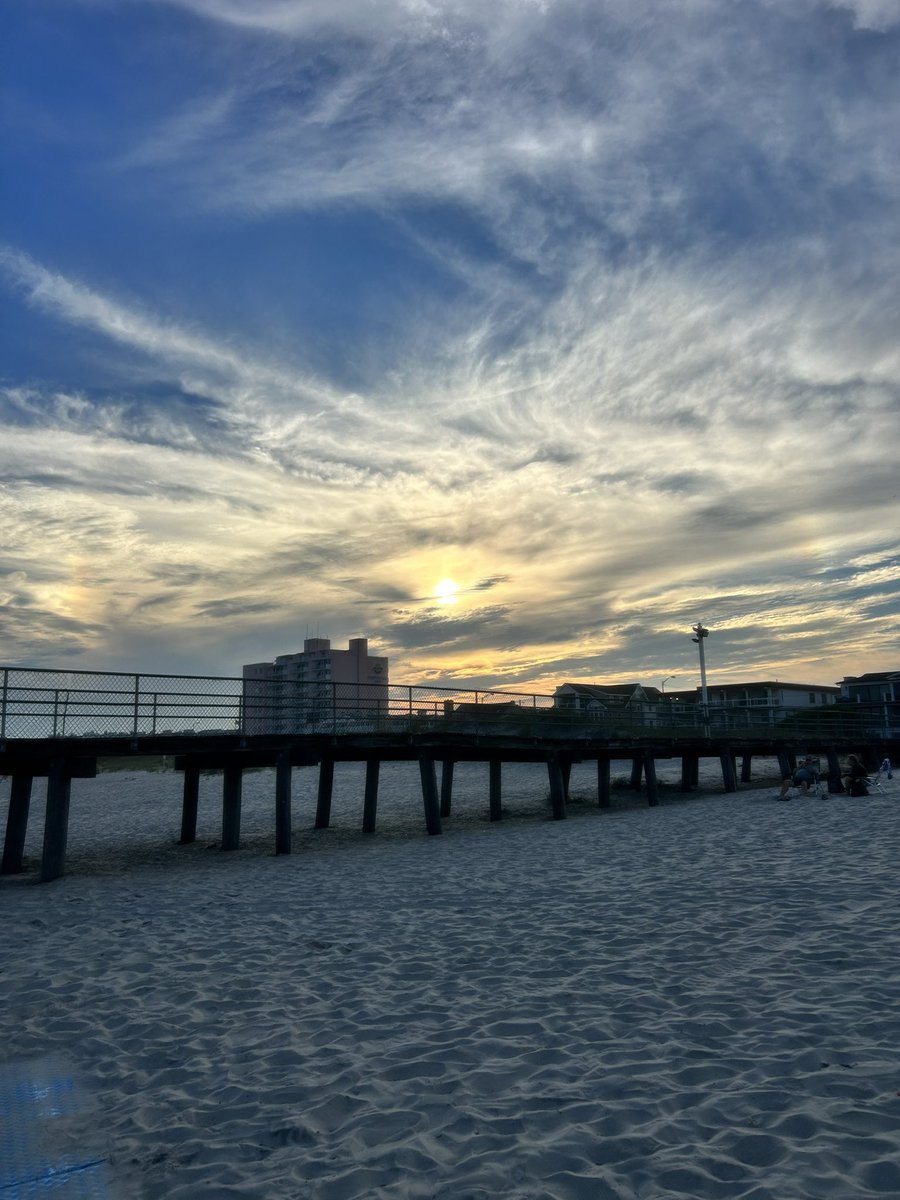 Not a bad sight at OCNJ <a href="/mikestanislaw/">Mike Stanislaw</a> <a href="/stormchaserray/">Ray Leichner ⚡️⛈🌪</a>