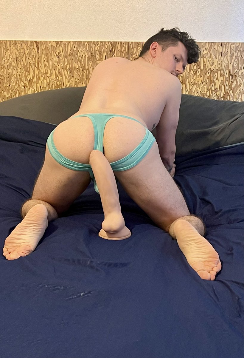 RyderThom's tweet photo. Who wants to see me take Daddy’s Dick? (@teninchtopx) https://t.co/L3XzFuOvE9