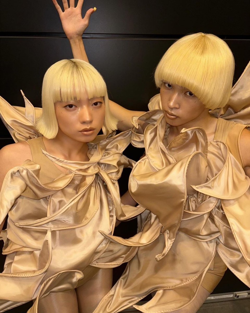 hikkis_closet's tweet image. アオイツキさんのInstagramにて。

衣装はスタイリスト小川恭平さんです。