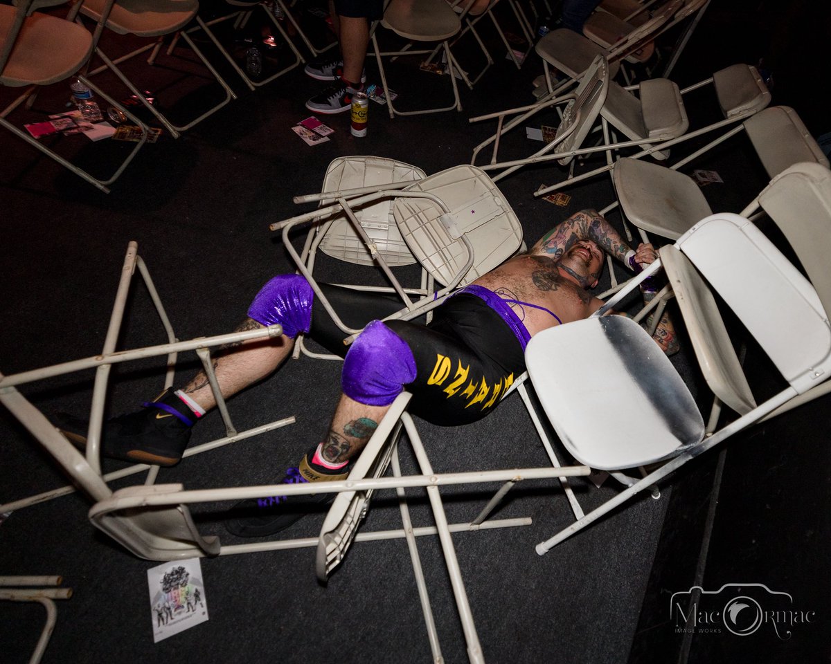 _DaSHADE's tweet image. Make sure to hire Affirmative Action for your next event. We are great Ushers! We help you find your seat and everything under it!!

#affirmativeaction #ushers #hospitality