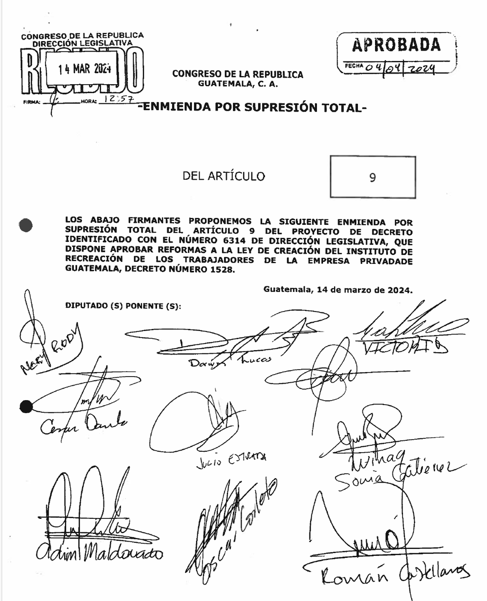 JulioHectorE's tweet photo. ... ese artículo NO fue aprobado en la reforma. En una enmienda de curul consensuada en el congreso y comunicada al instituto, a petición de muchas asociaciones que se vería afectadas y visitaron al congreso, se eliminó el artículo 8 que cambiaba el artículo 12 de la ley. Para que quedará sin modificación el artículo 12. El mensaje: "No exclusión". 
@NeryRodas @AdimMaldonado @soniagutier @JulioHectorE  @rocasgt @Nery_RamosR ...