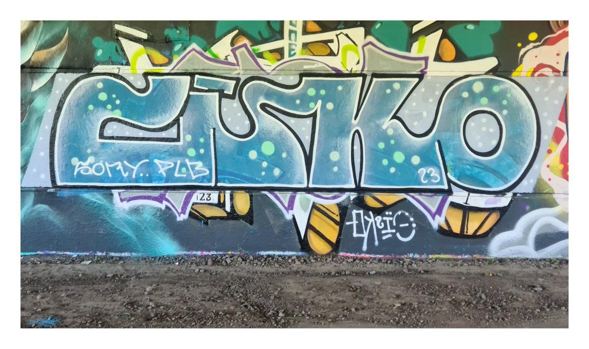 Alex Bischer tweet media