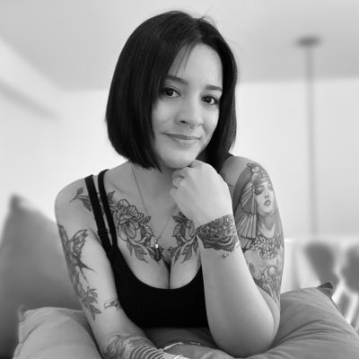 cleo_inklove's tweet photo. #NuevaFotoDePerfil https://t.co/eO07TIkg3J