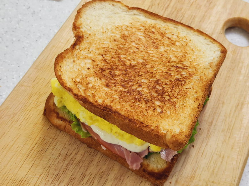 hong556689's tweet photo. Breakfast🥪
#breakfast_time #mealspo #foodtwt https://t.co/VkzrmbmwKO