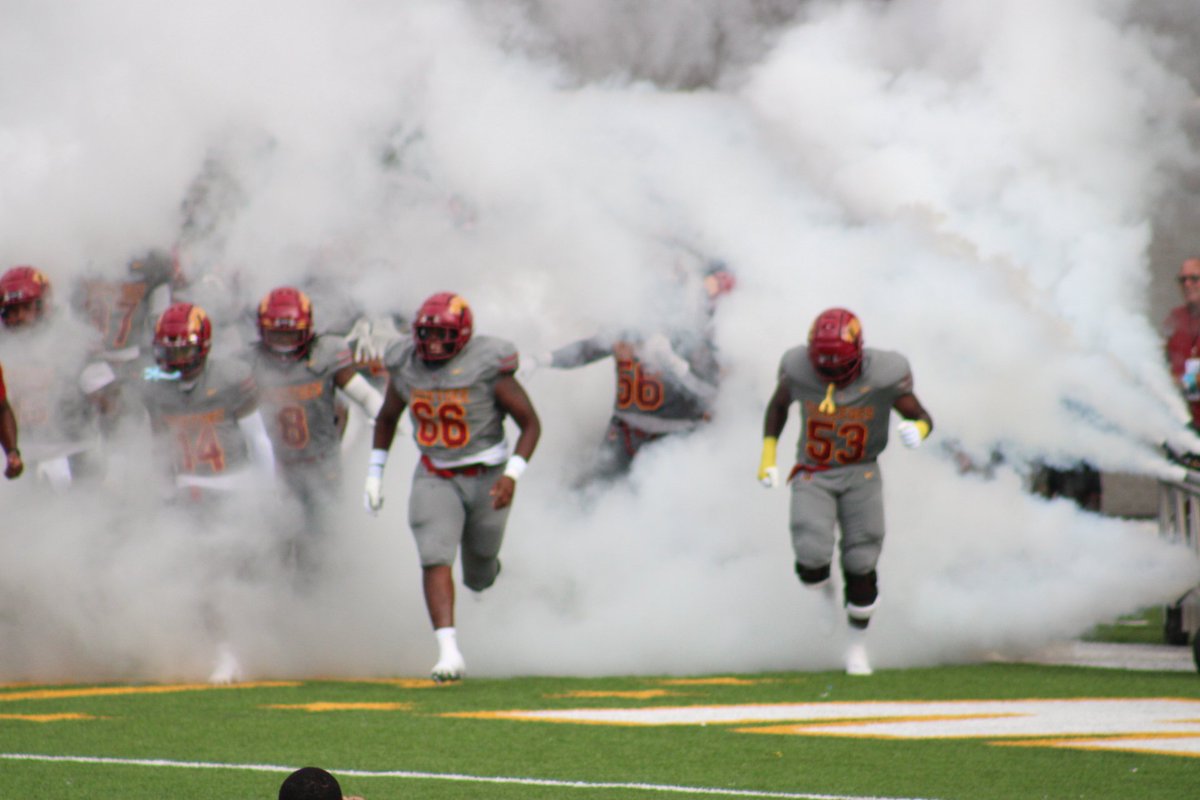 montgcitypandr's tweet image. It's still the first quarter of the Red Tails Classic! #JSCU just scored their first touchdown. The score is 7 to 0.